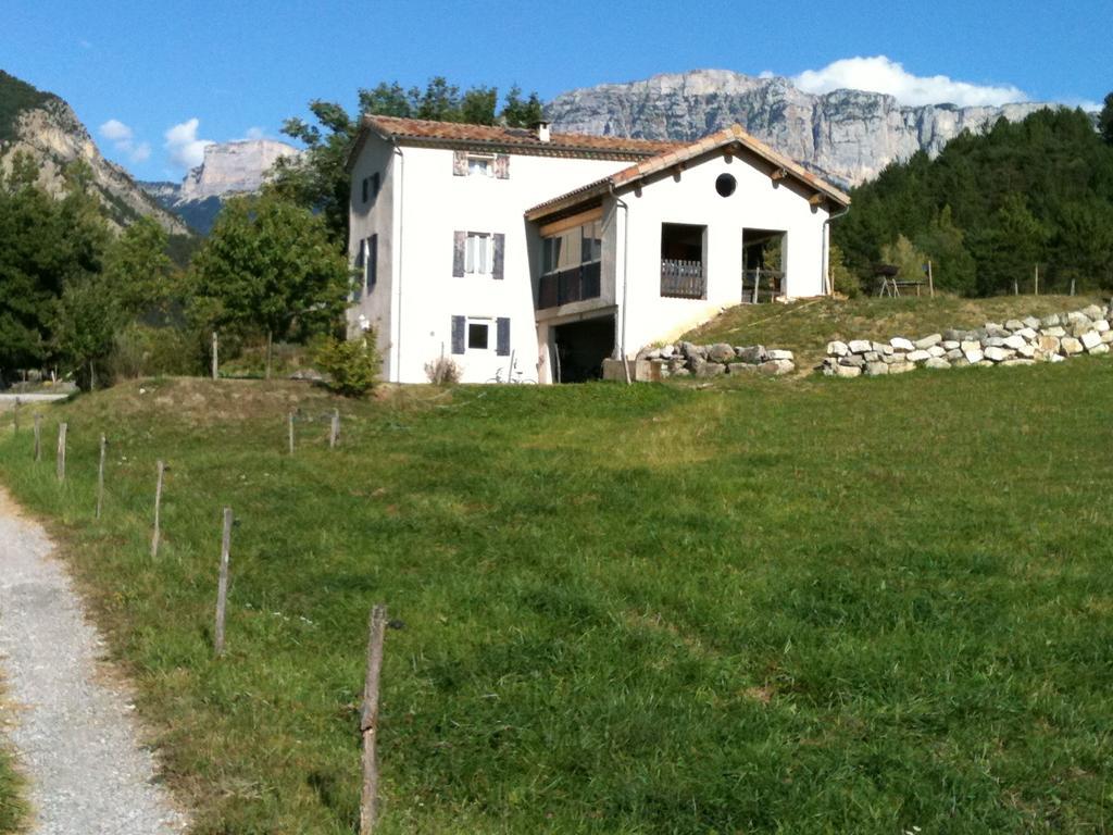 Gite D'Etape D'Aurouses Die Exterior foto